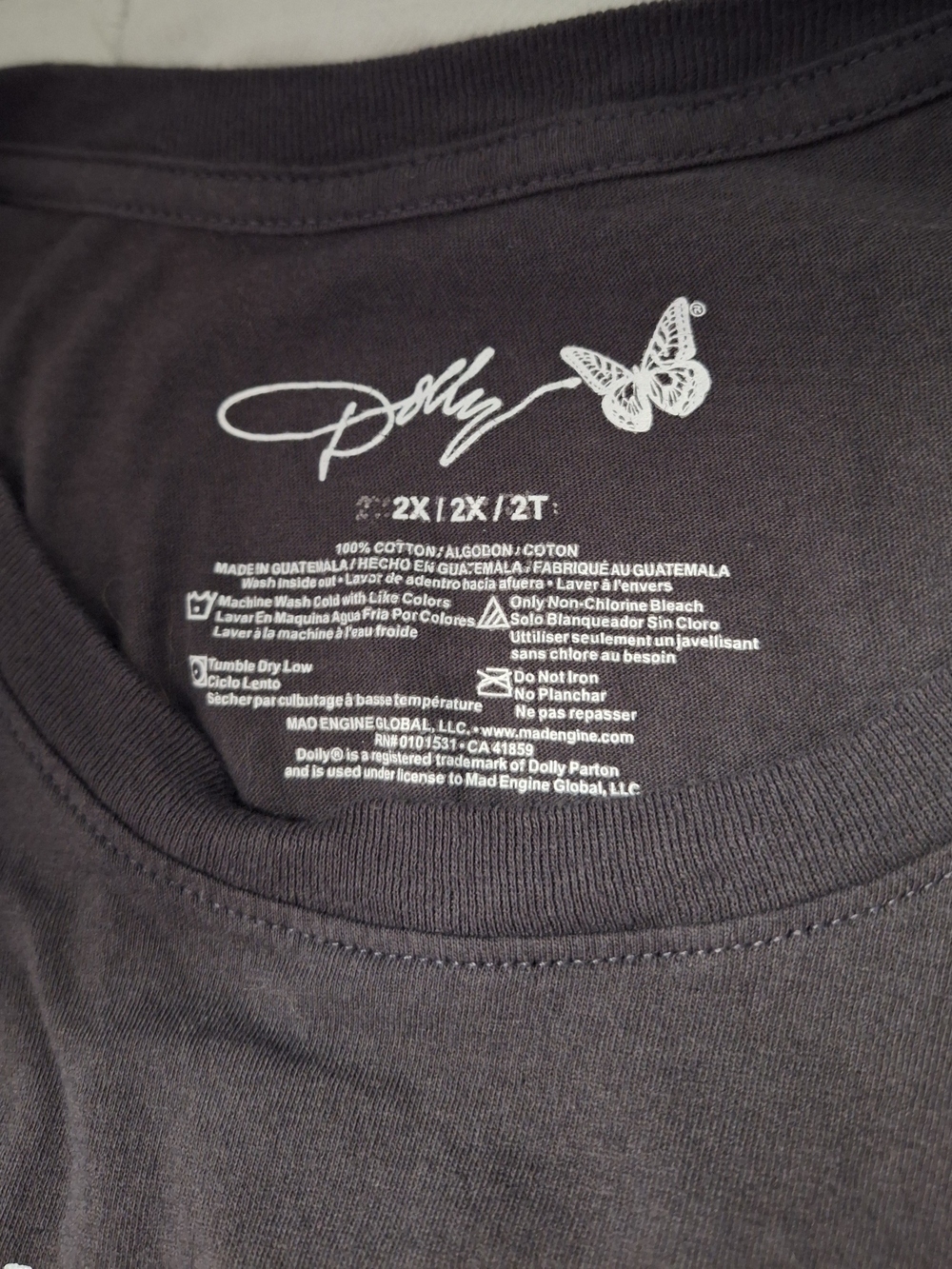 Dolly Parton Inspirational Quote Dark Gray Graphic Tee - Picture 2 of 3